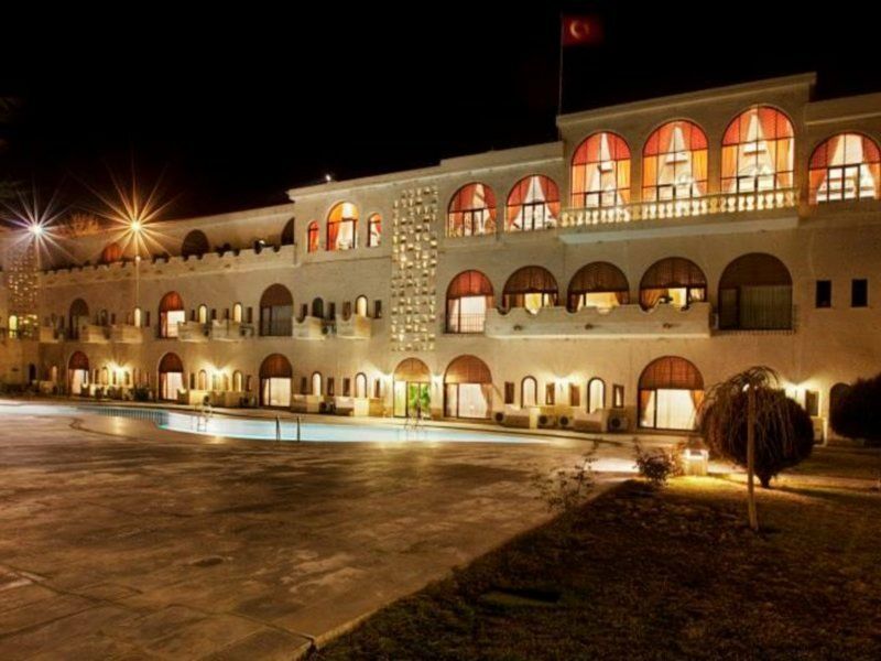 อูชิซาร์ กายา โอเต็ล Hotel อุตชิซาร์ ภายนอก รูปภาพ
